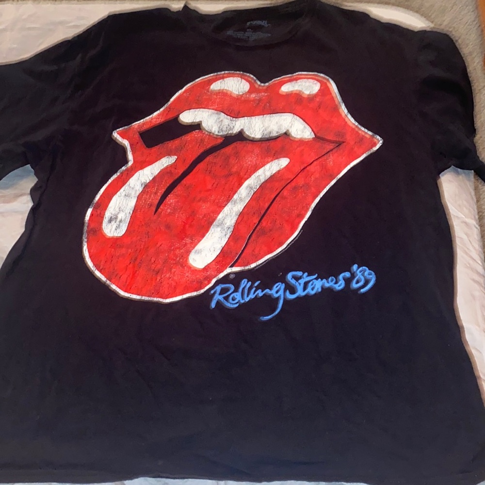 Rolling stone tee